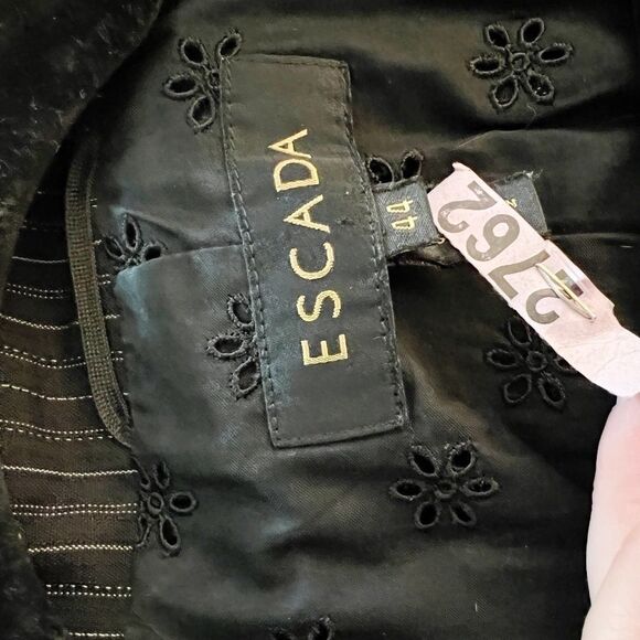 Escada Pin striped blazer Size 44 Black and White - Picture 7 of 7